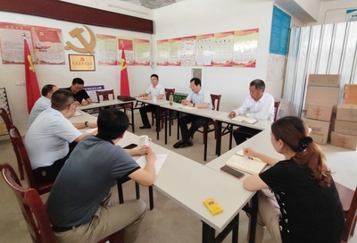 李加生赴小池镇深入调研并亲切看望人大代表 强调做好会议服务，汇聚基层智慧